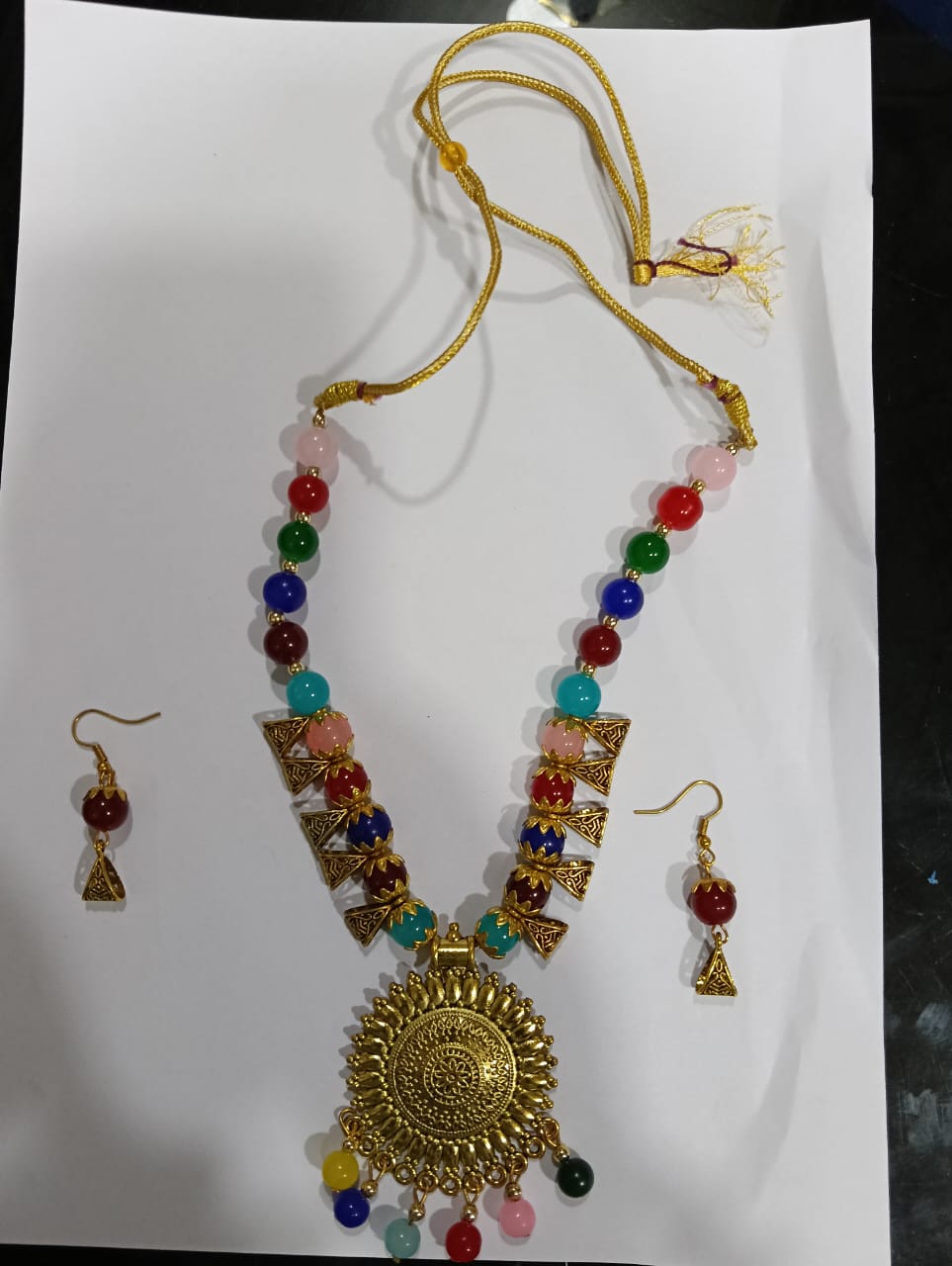 Multicolour Beaded Pendant Necklace Set - View 3