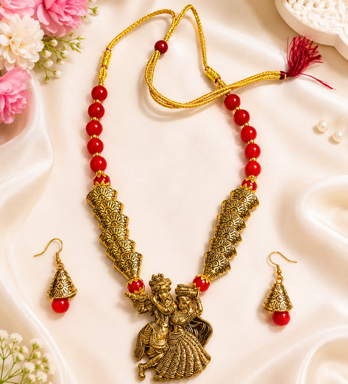 Red Beaded Traditional Necklace Set - View 2