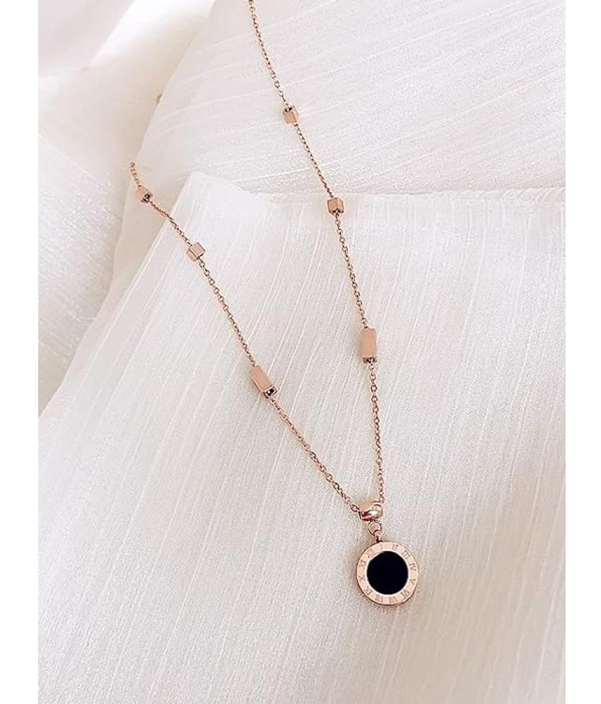 Black onyx circular pendant necklace close-up