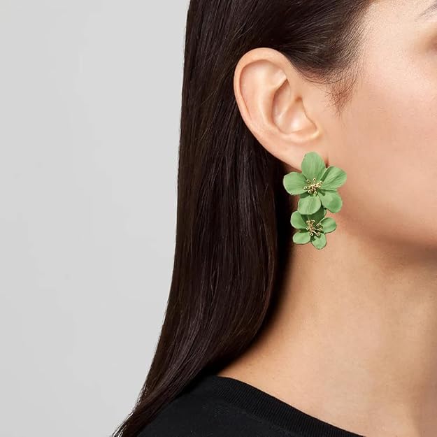 Green flower drop earrings product image