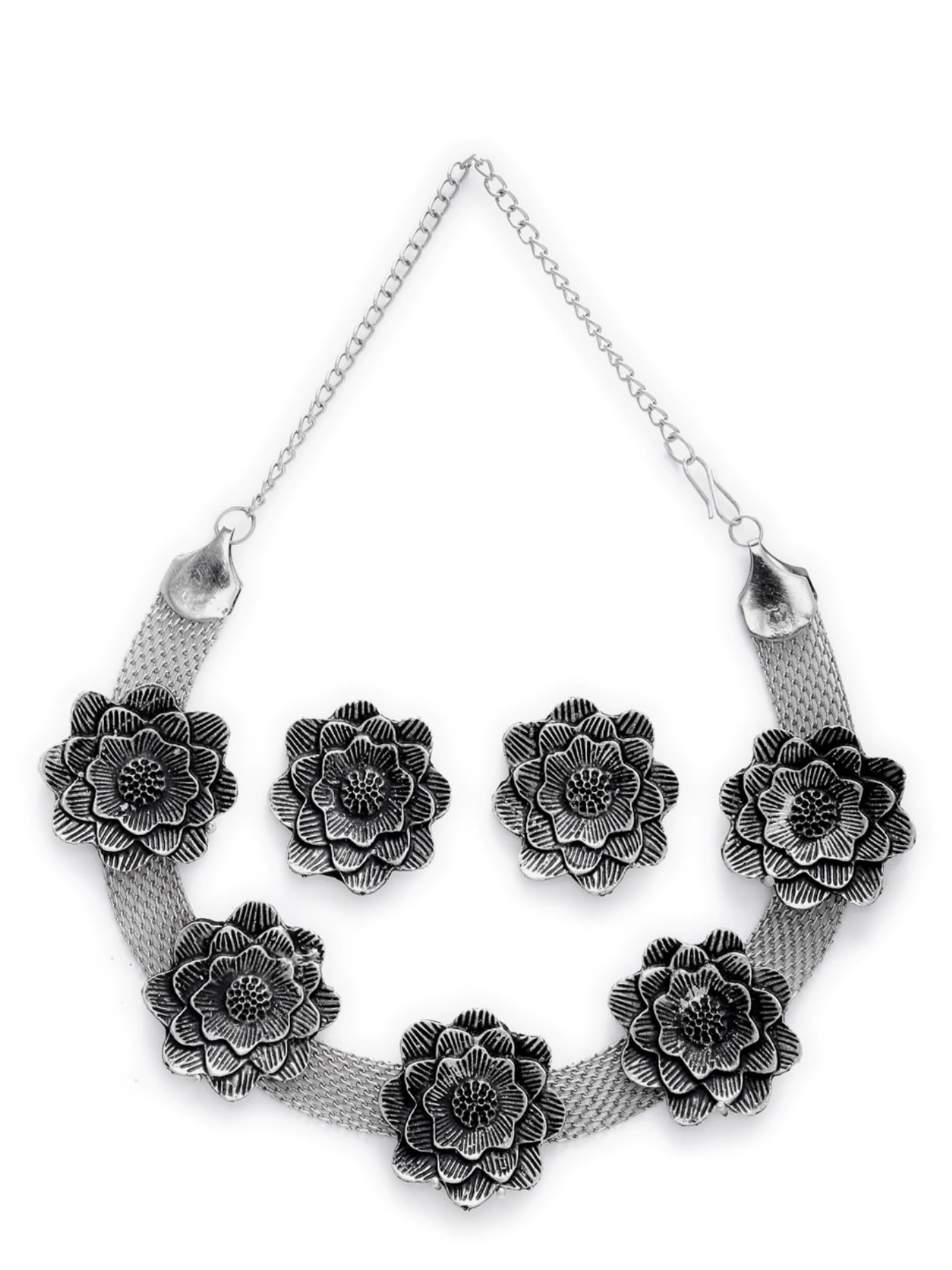 Oxidised silver-tone floral necklace and stud earrings set